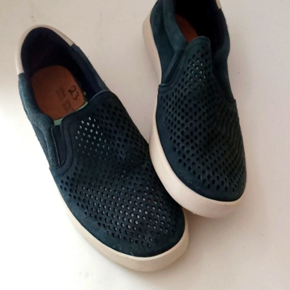 Easy Street Comfort Wave Easy Motion 8.5 navy Scout Shoe 31-2780 Casual
